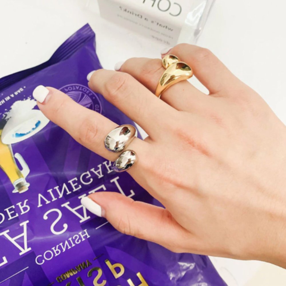 Adjustable gold dome ring - Picture 2 of 4